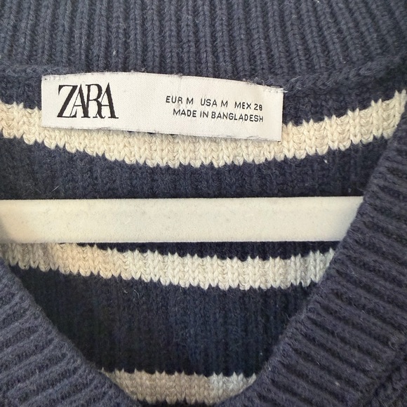 Zara Navy and Cream Striped V-Neck Sweater Vest - Picture 2 of 2